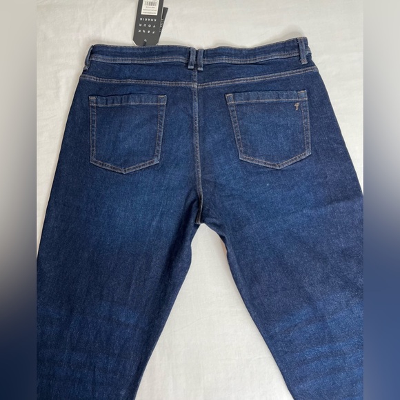 NYC The Perfect Jean Men’s Athletic Fit Mariner - Dark Blue Size 40 X 30 NEW - Picture 2 of 9